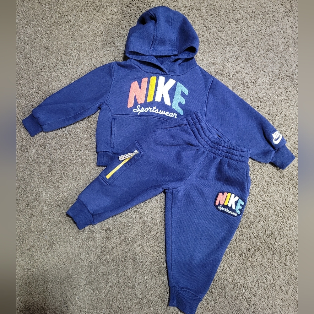 NIKE SPORTSWEAR POWDER PLAY FLEECE SWEAT HOODIE/JOGGER SET TODDLER KID 2T 1-2YRS